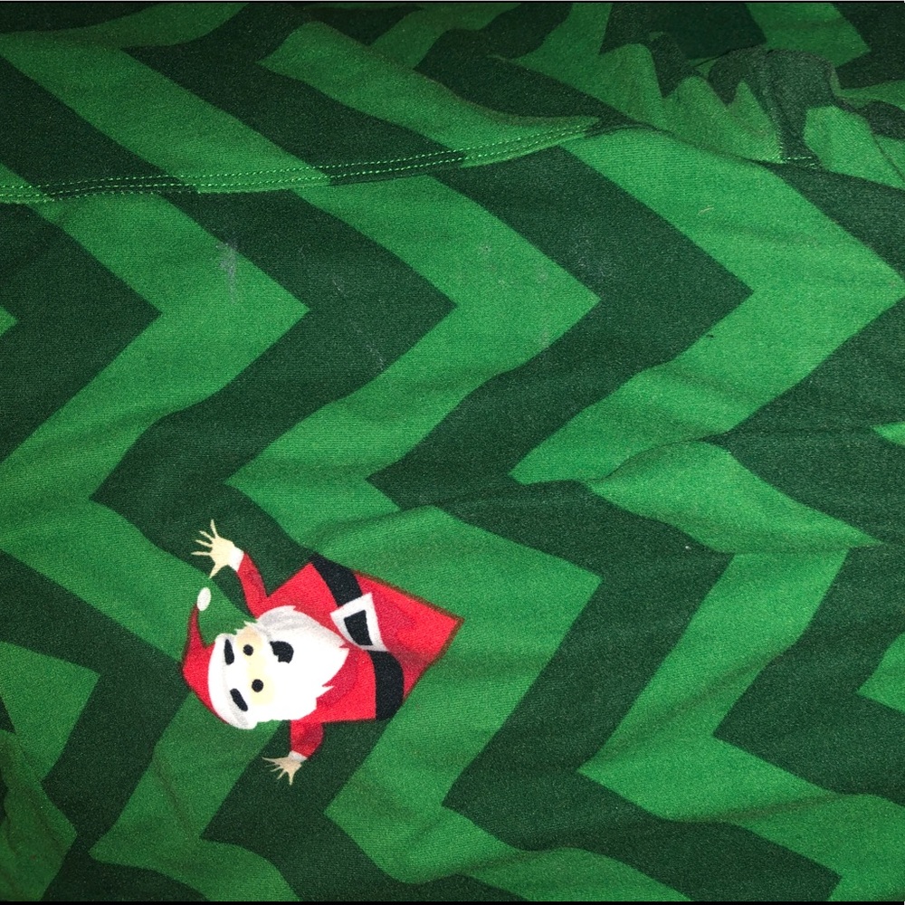 LuLaRoe LEGGINGS TC Chevron Santa Christmas